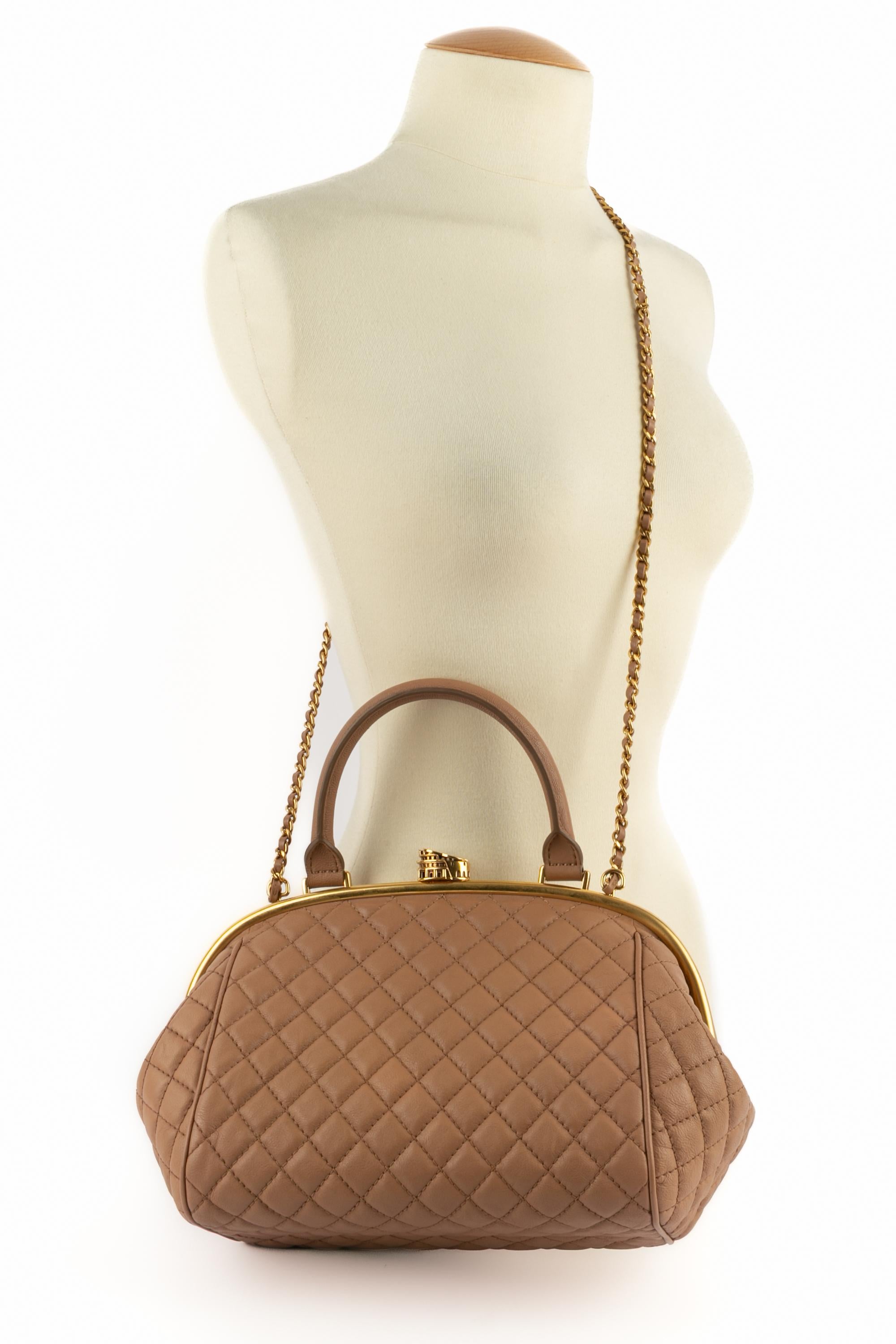 CHANEL - (Made in France) Gesteppte 