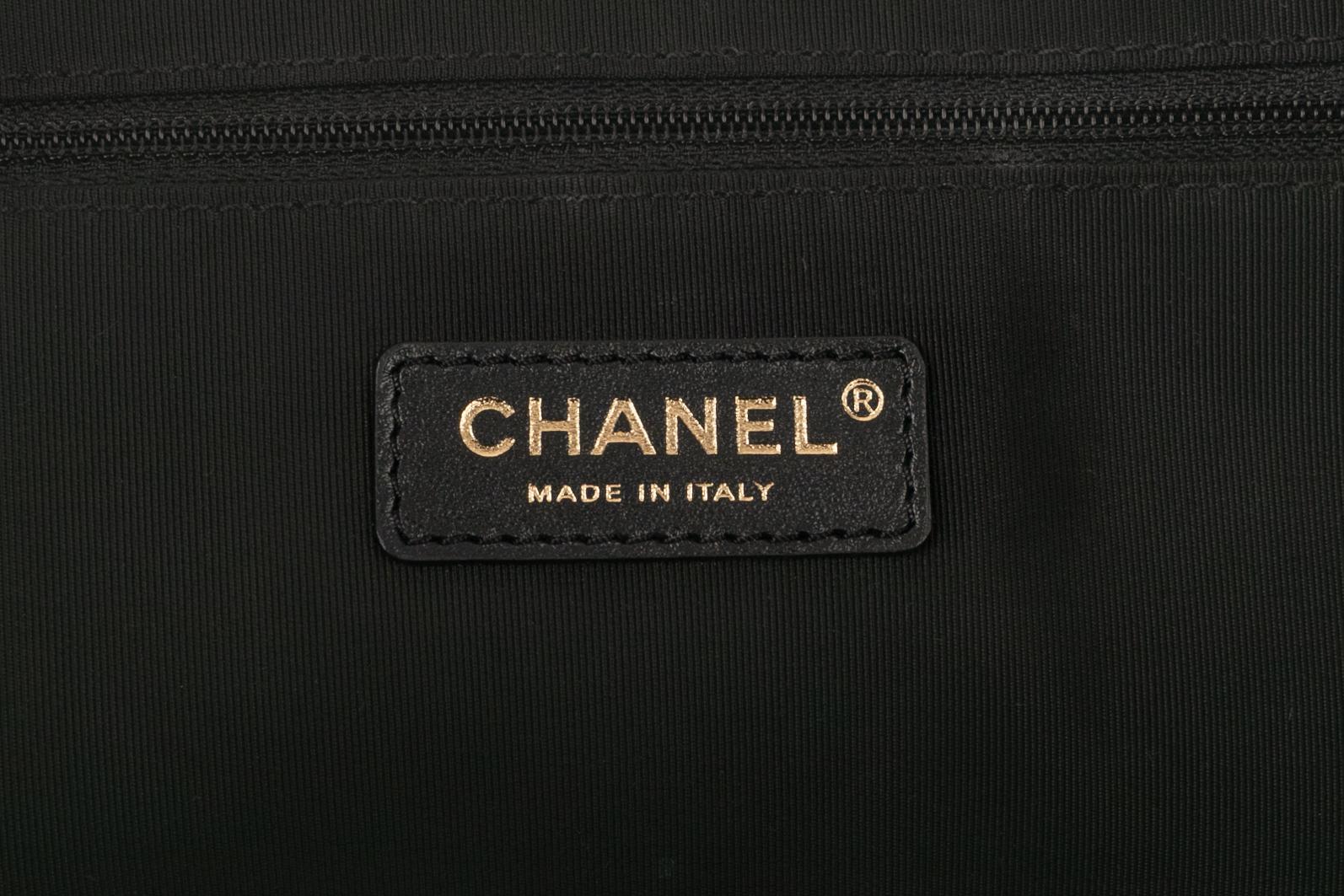 Chanel bag 'Deauville' 2020 7