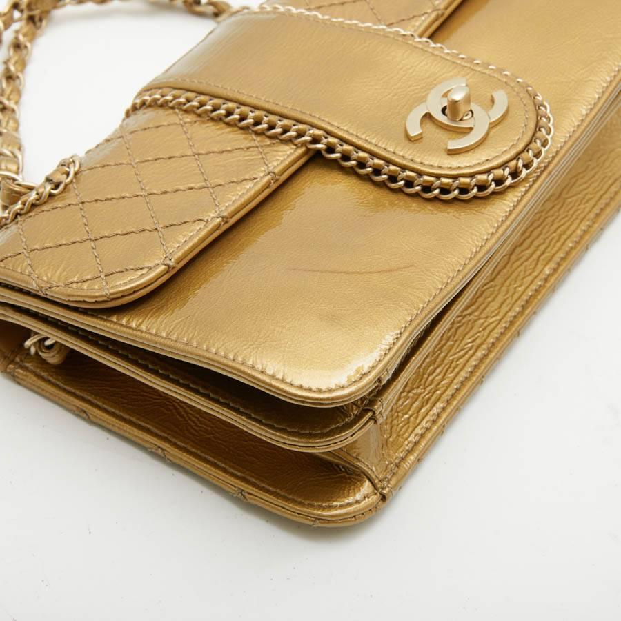 CHANEL Bag in Aged Gold Color Patent Leather 1