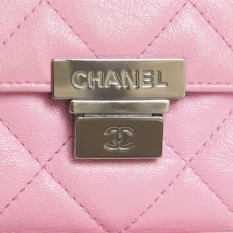 Chanel Bag in Aged Pink Leather 5