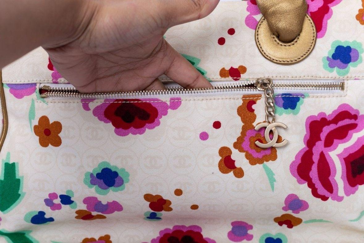 Chanel Bag in Floral Canvas with Gold-Tone Handles For Sale 5