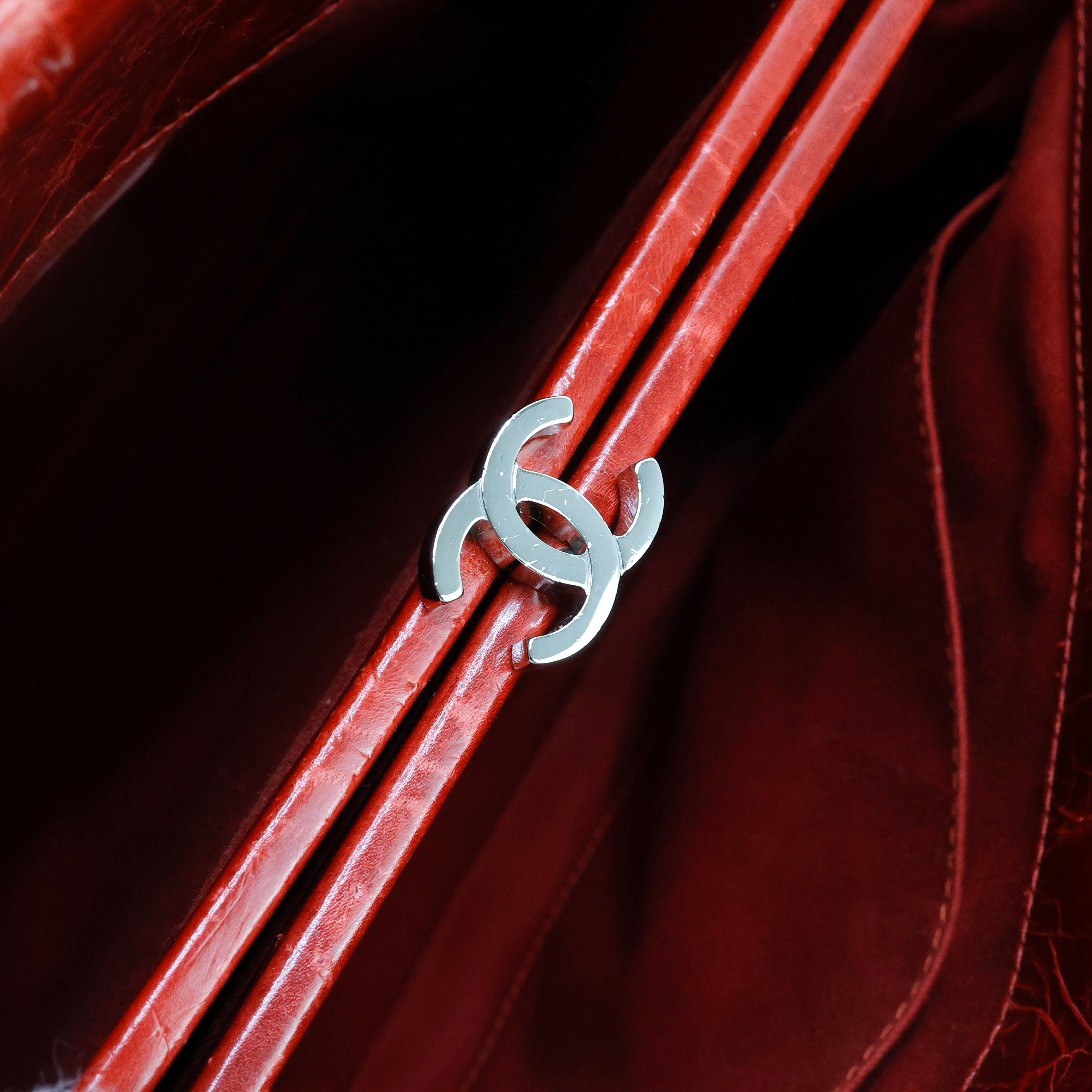 Chanel Bag in red quilted leather 2