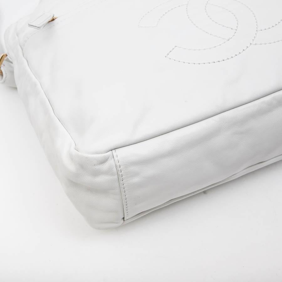 Women's Chanel White Smooth Lamb Leather Bag 