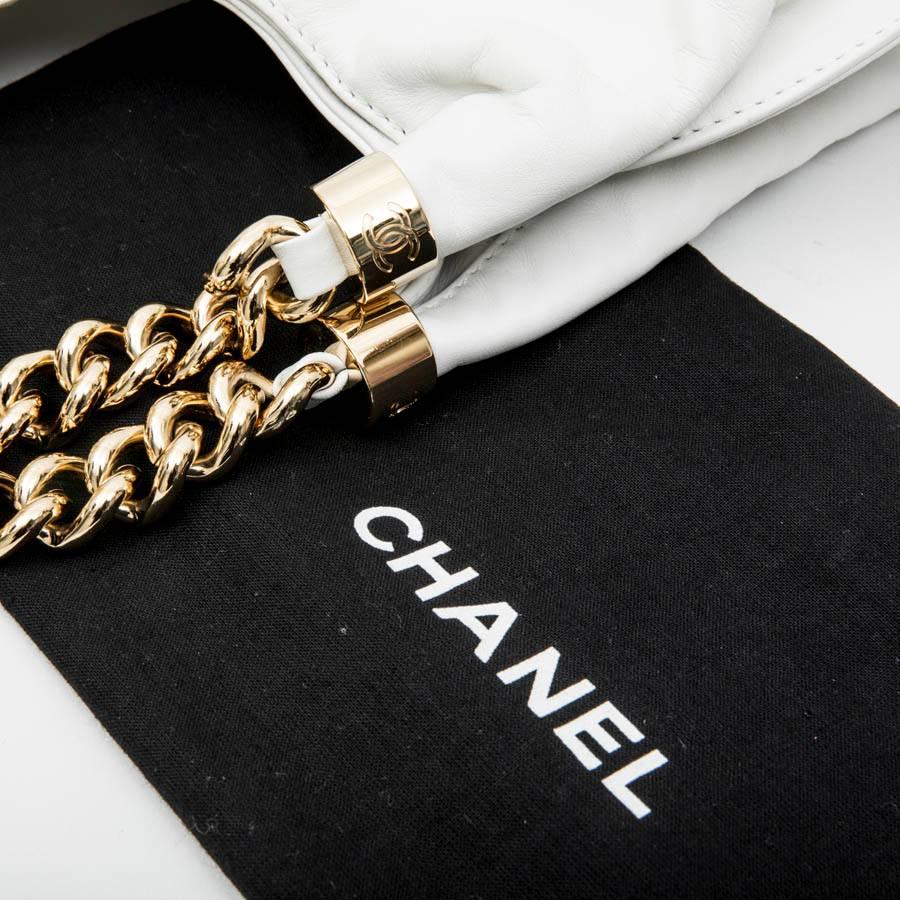 Chanel White Smooth Lamb Leather Bag  4