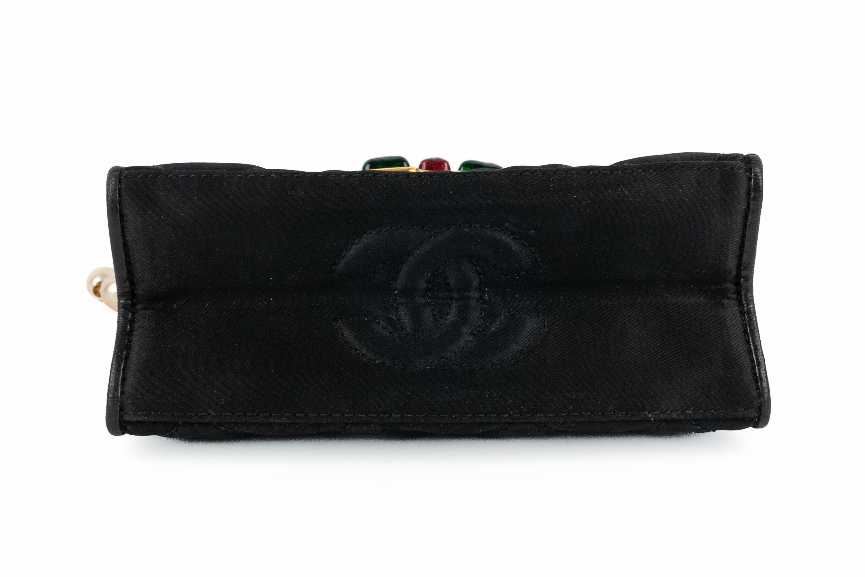 Chanel bag jewelry 1990s For Sale 1