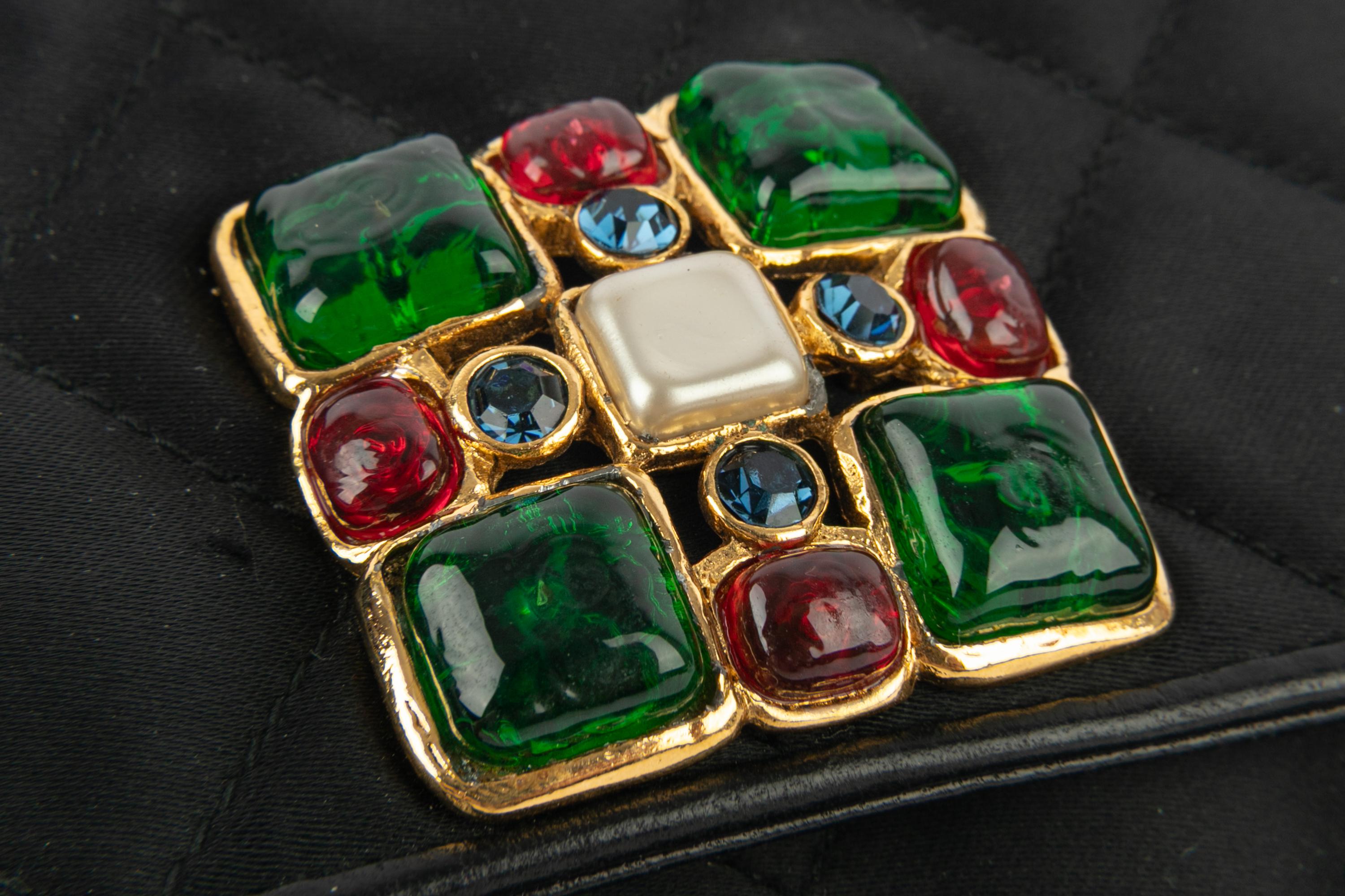 Chanel bag jewelry 1990s For Sale 3