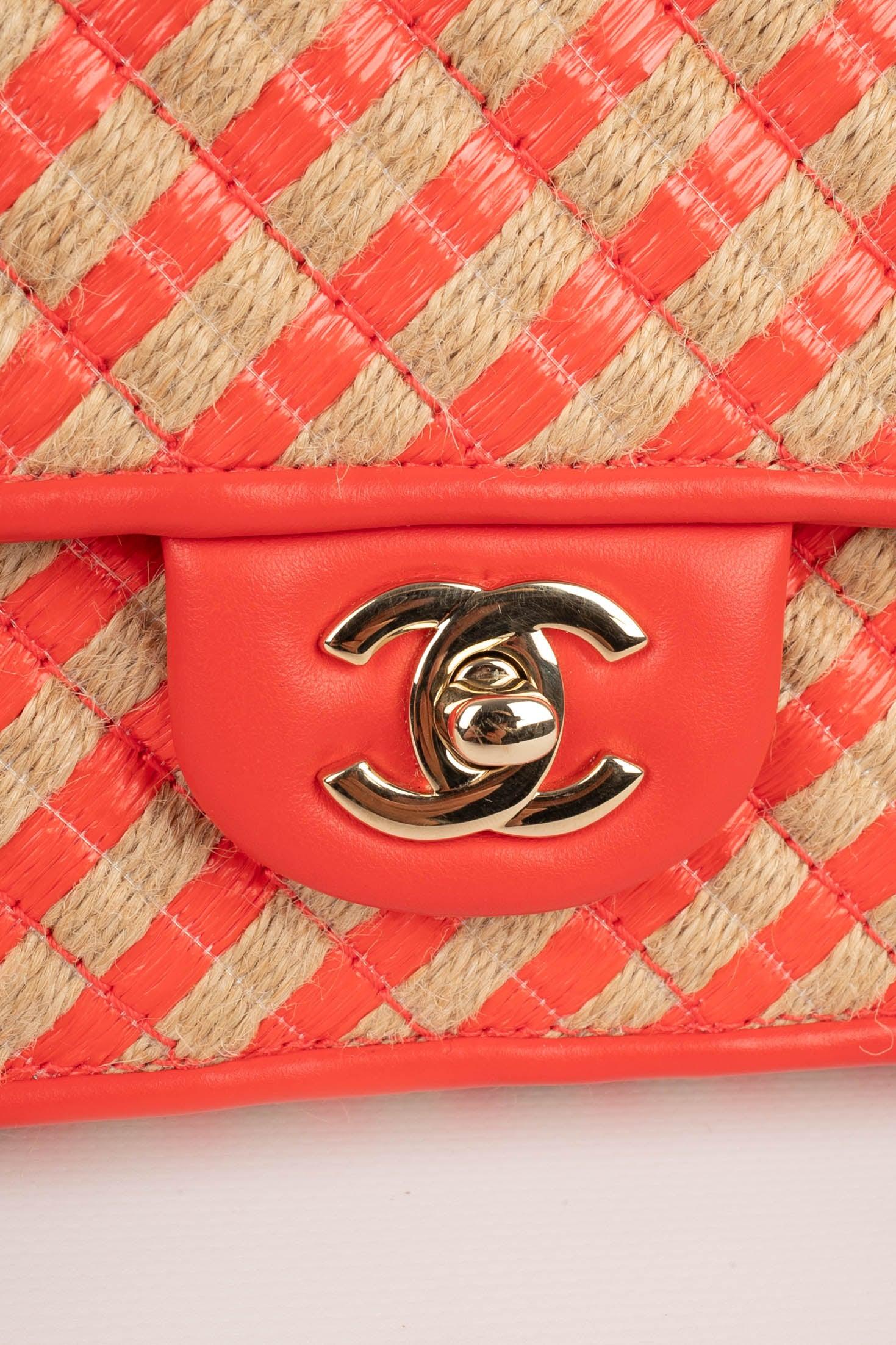 Chanel Bag of Natural Rope, Vermilion Raffia and Leather, 2021 For Sale 2