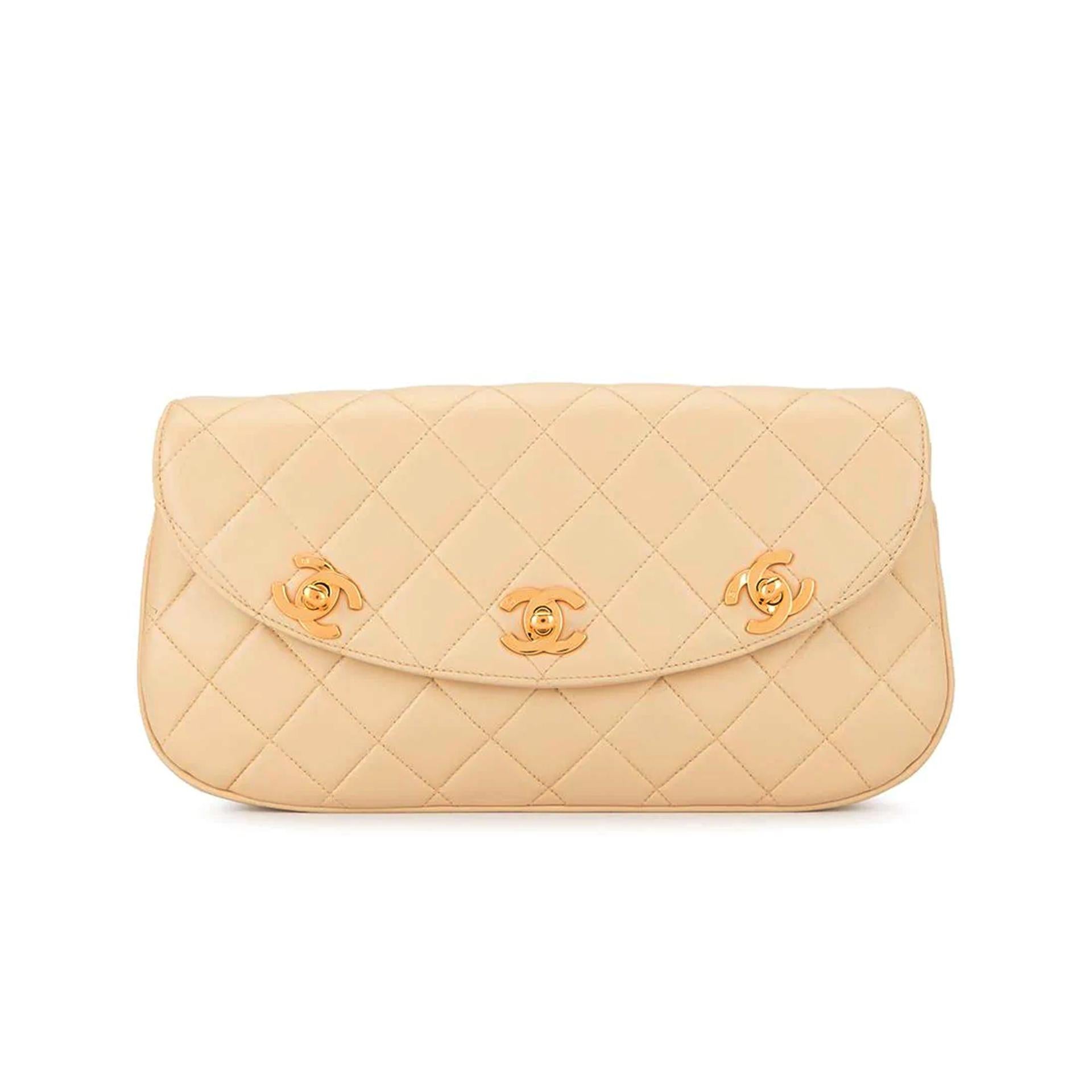 Chanel Bag Top Handle Vintage Rare Triple CC Turnlock Convertible Flap  Clutch For Sale at 1stDibs