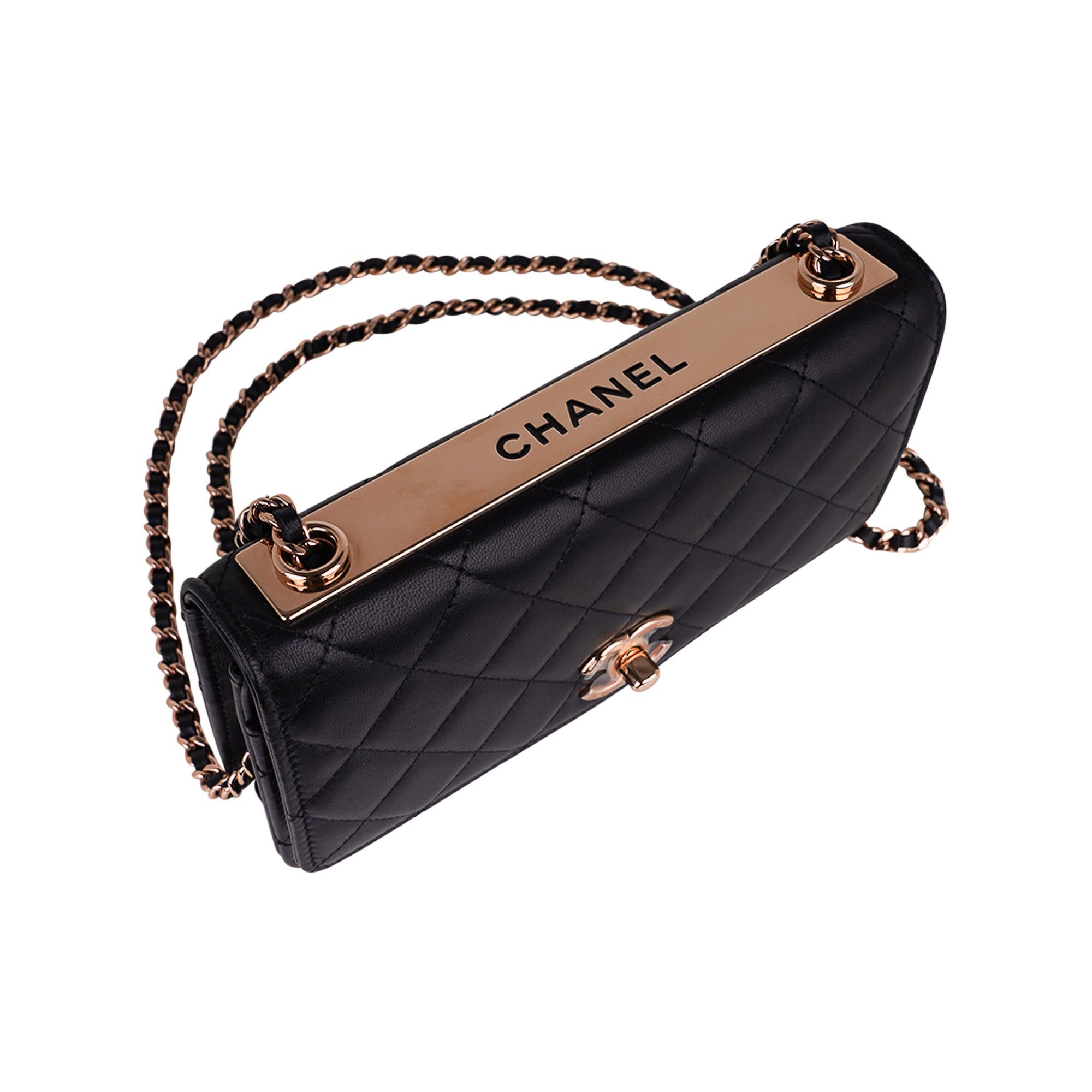 Mightychic offers a Chanel Wallet on Chain featured in Black lambskin with Rose Gold hardware.
This bag is sold out company wide!
Metal embossed plaque at top of bag.
Zip pocket under flap.
This piece can be carried as shoulder or cross body.
1