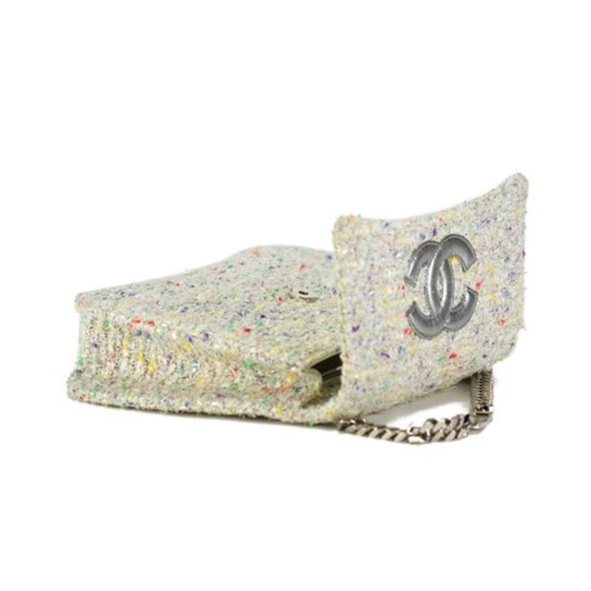 Beige Chanel Bag with Top Handle Classic Flap Vintage Logo Nameplate Tweed Clutch For Sale