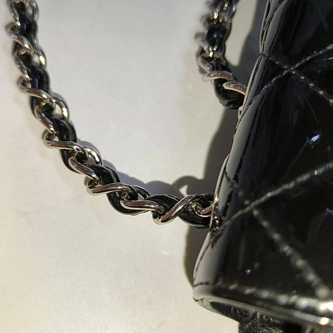 Chanel Baguette Flap Shoulder Bag Black Patent Leather Silver Double Chain 9
