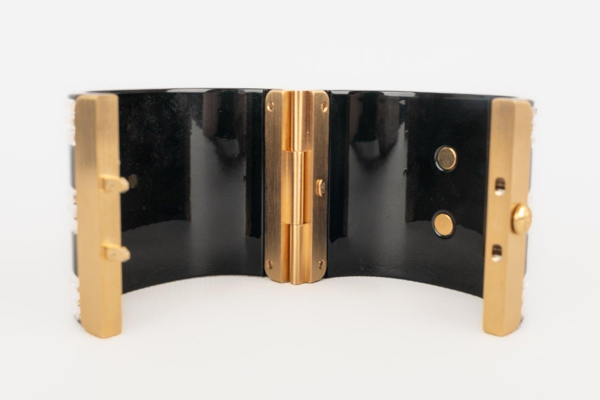 Bracciale Chanel in bachelite, 2024 5