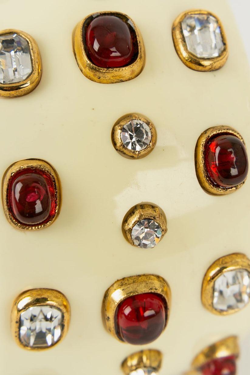 Chanel Bakelite Cuff with Rhinestones and Cabochons, 1985 For Sale 1