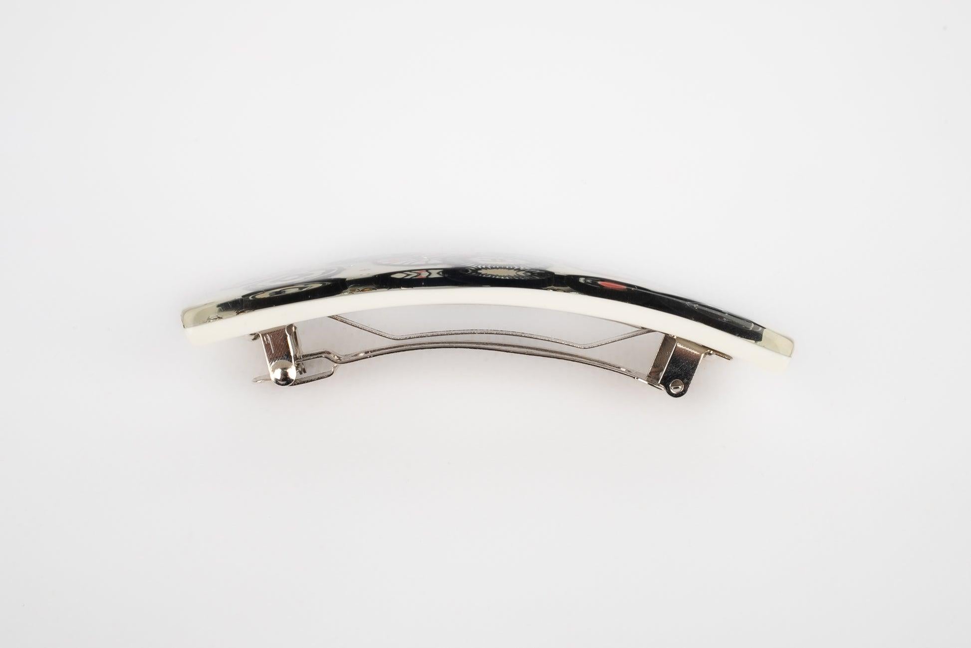 Women's Chanel Bakelite Hair Clip Representing Camellias, 2012 For Sale