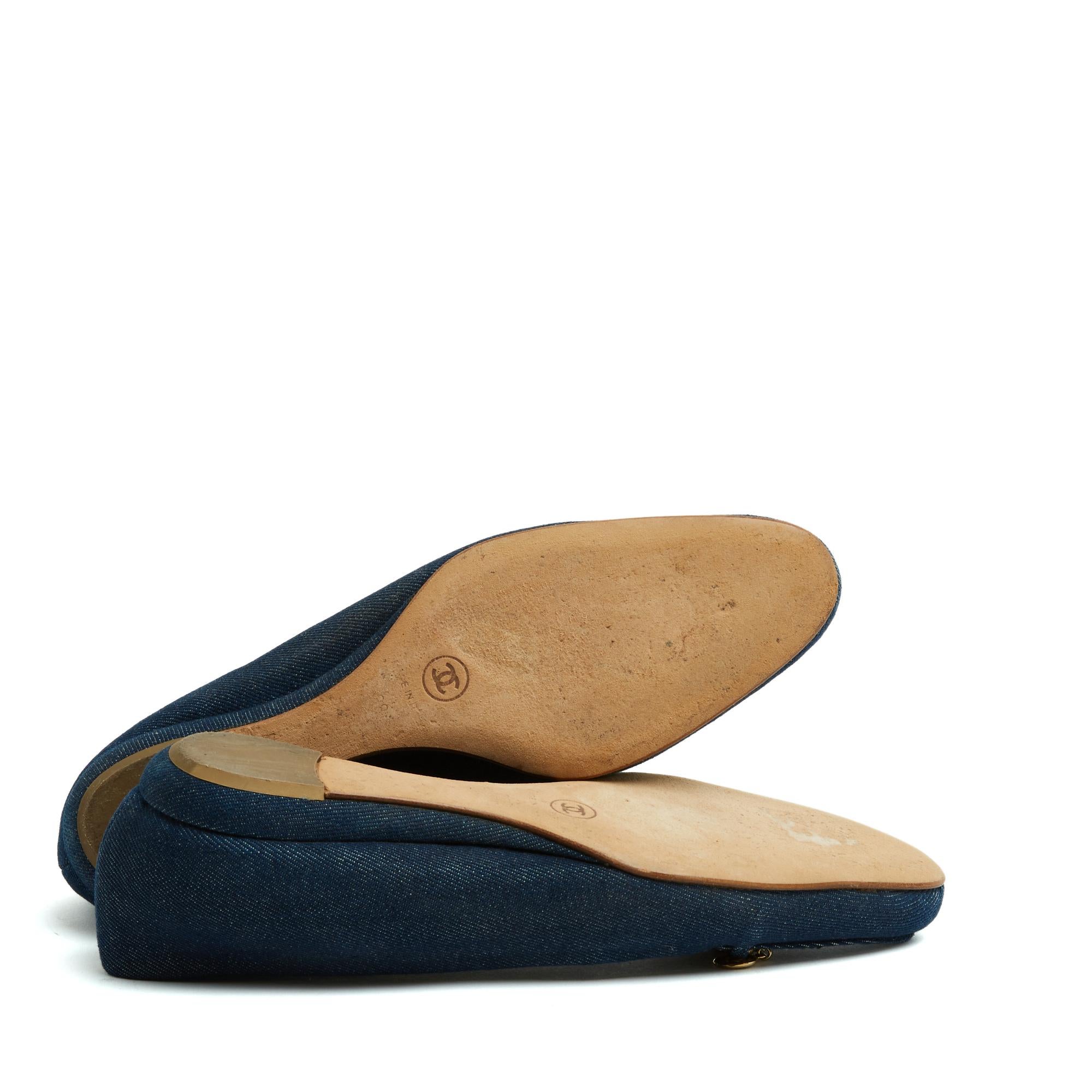 Chanel Ballerines Mocassins Jean EU38 Denim und Kette CC Flats Loafers UK5 US7.5 im Angebot 1