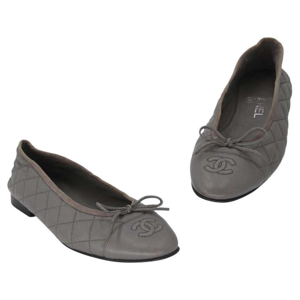 Chanel White Leather Quilted Cambon Flats at 1stDibs | chanel white flats