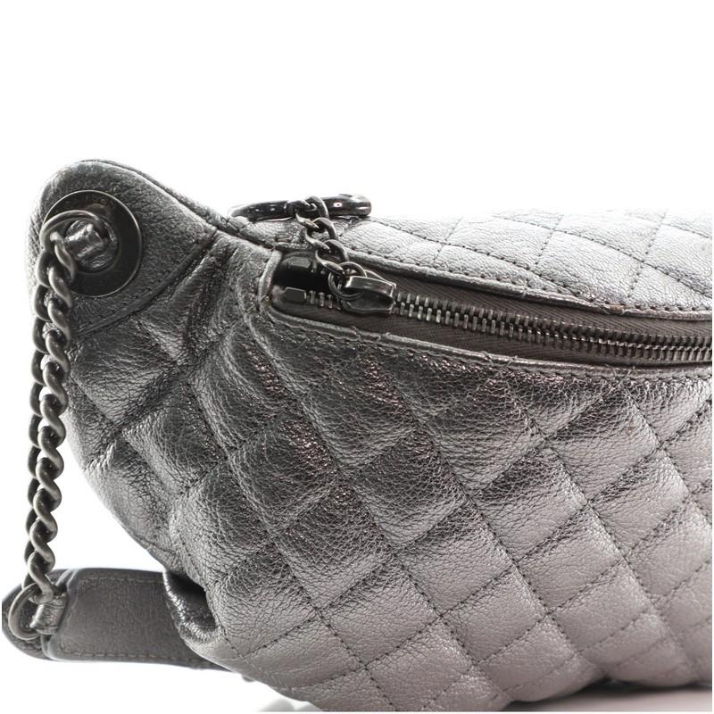 Chanel Banane Marsupio in pelle trapuntata 2