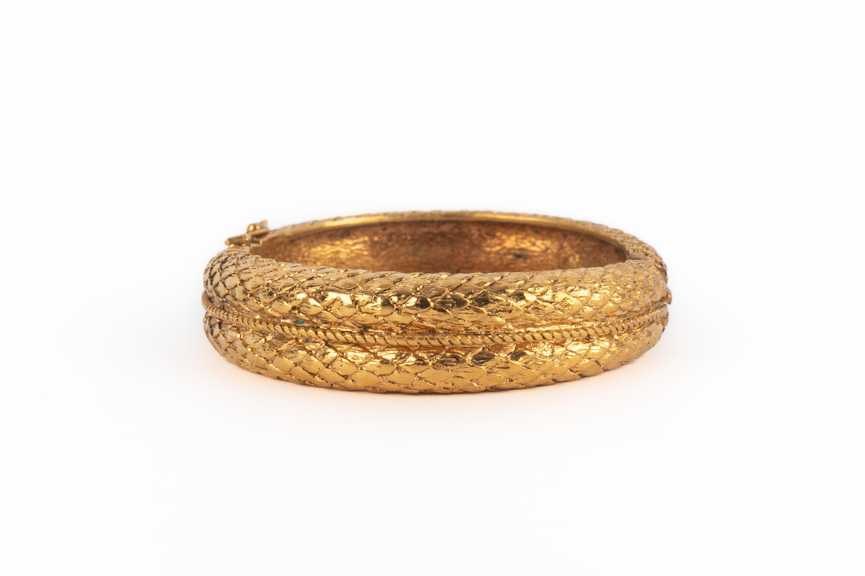 Pulsera brazalete Chanel en venta 1