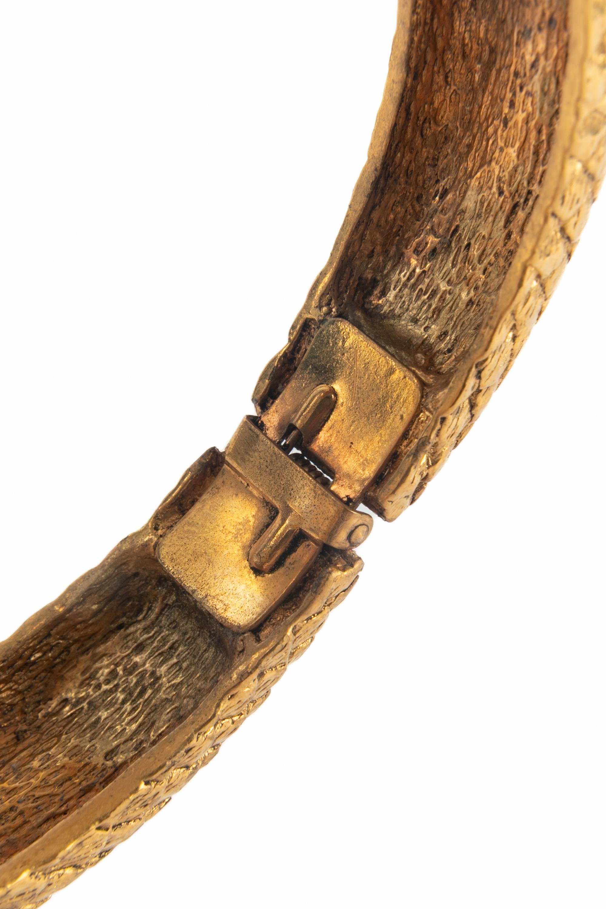 Pulsera brazalete Chanel en venta 4