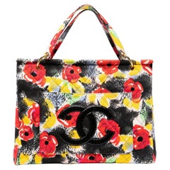 Chanel Barbie 1997 Graffiti Floral Resort Canvas gesteppte Tote Bag aus Segeltuch