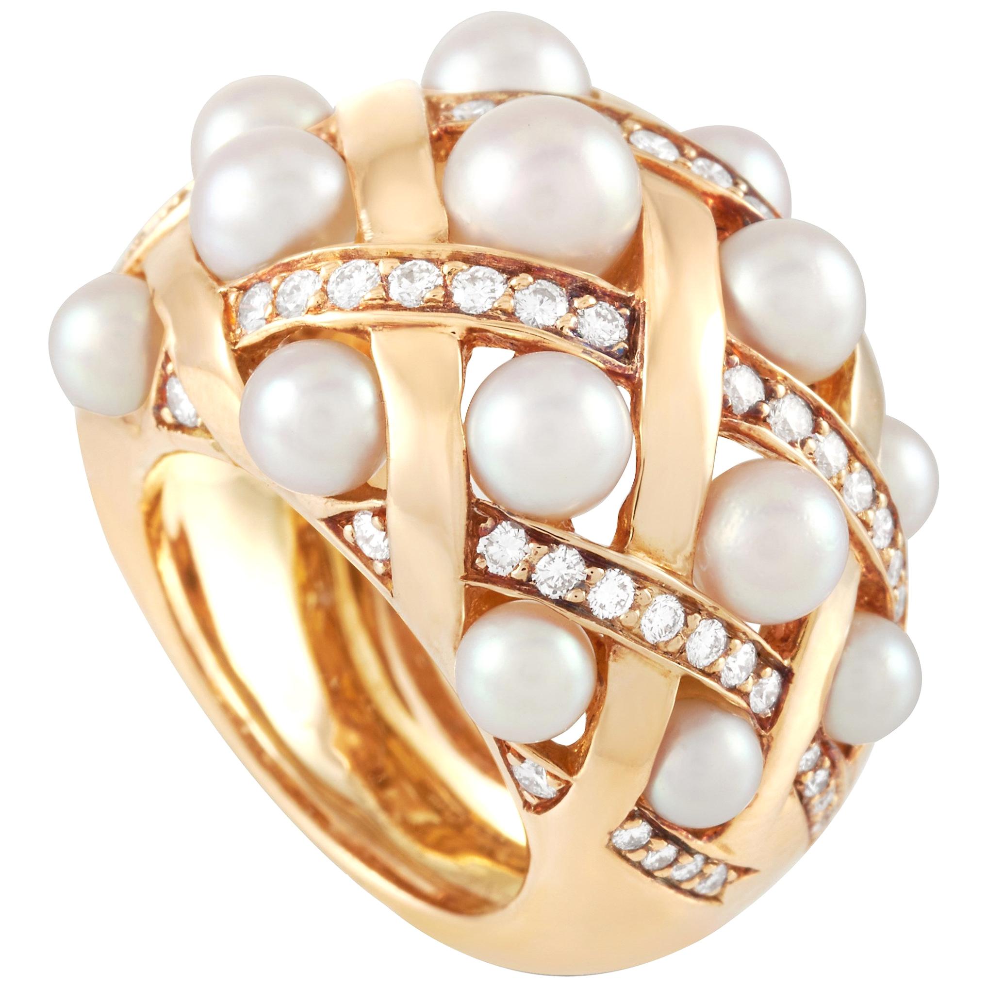 Chanel Baroque Matelassé 18 Karat Yellow Gold Diamond and Pearl Ring