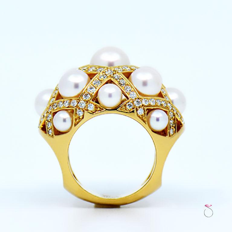 Round Cut Chanel Baroque Matelasse' Pearl and Diamond 18 Karat Gold Large Ring