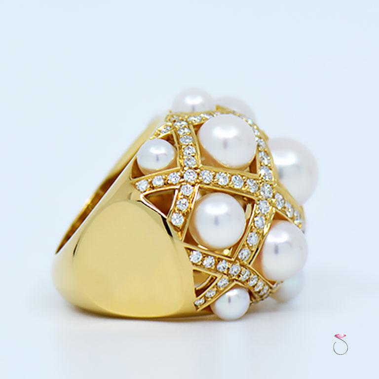 Chanel Baroque Matelasse' Pearl and Diamond 18 Karat Gold Large Ring In Good Condition In Honolulu, HI