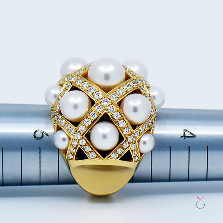 Chanel Baroque Matelasse' Pearl and Diamond 18 Karat Gold Large Ring 1