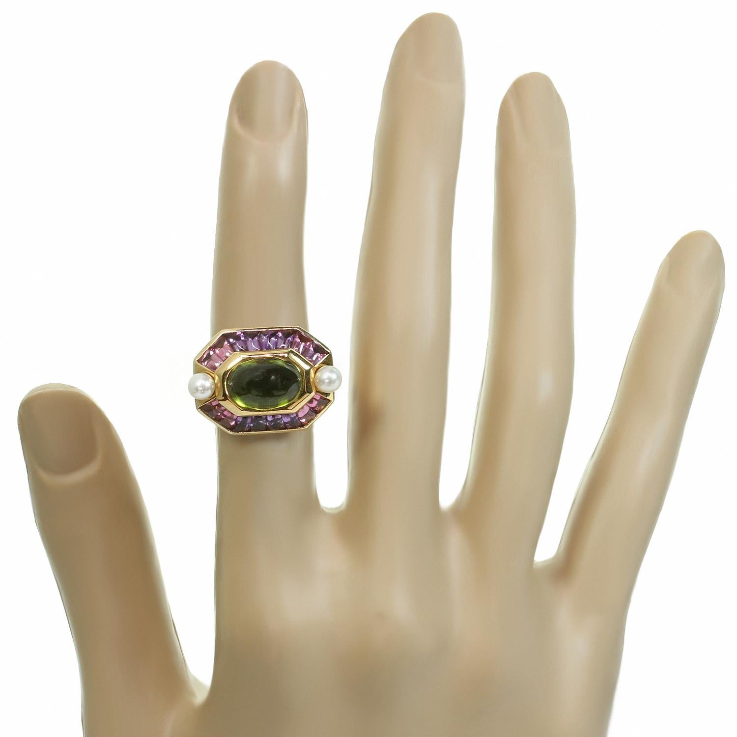 Chanel Chanel Barock Peridot Amethyst Perle Gelbgold Ring (Ovalschliff) im Angebot