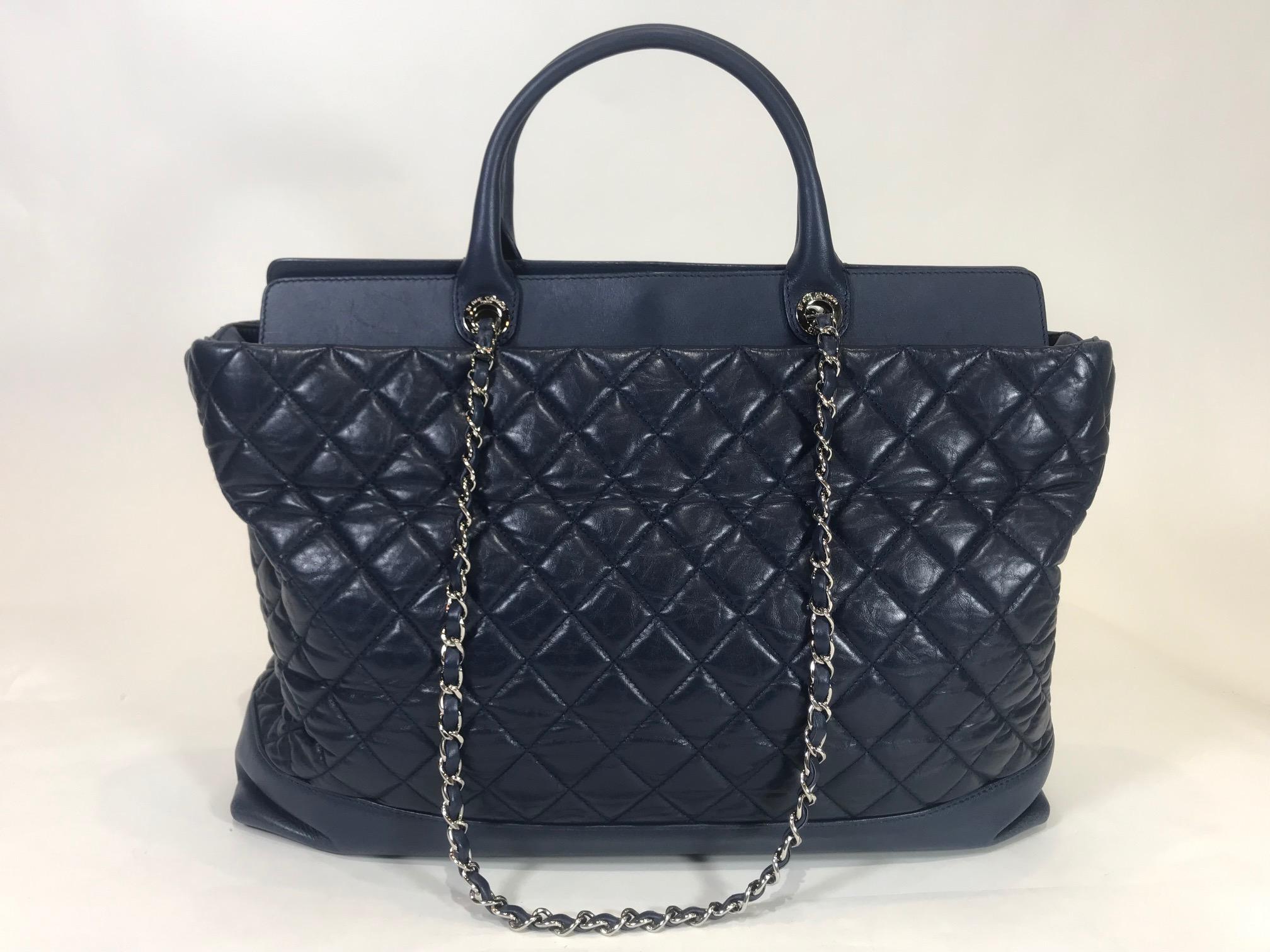 Black Chanel Be CC Tote For Sale