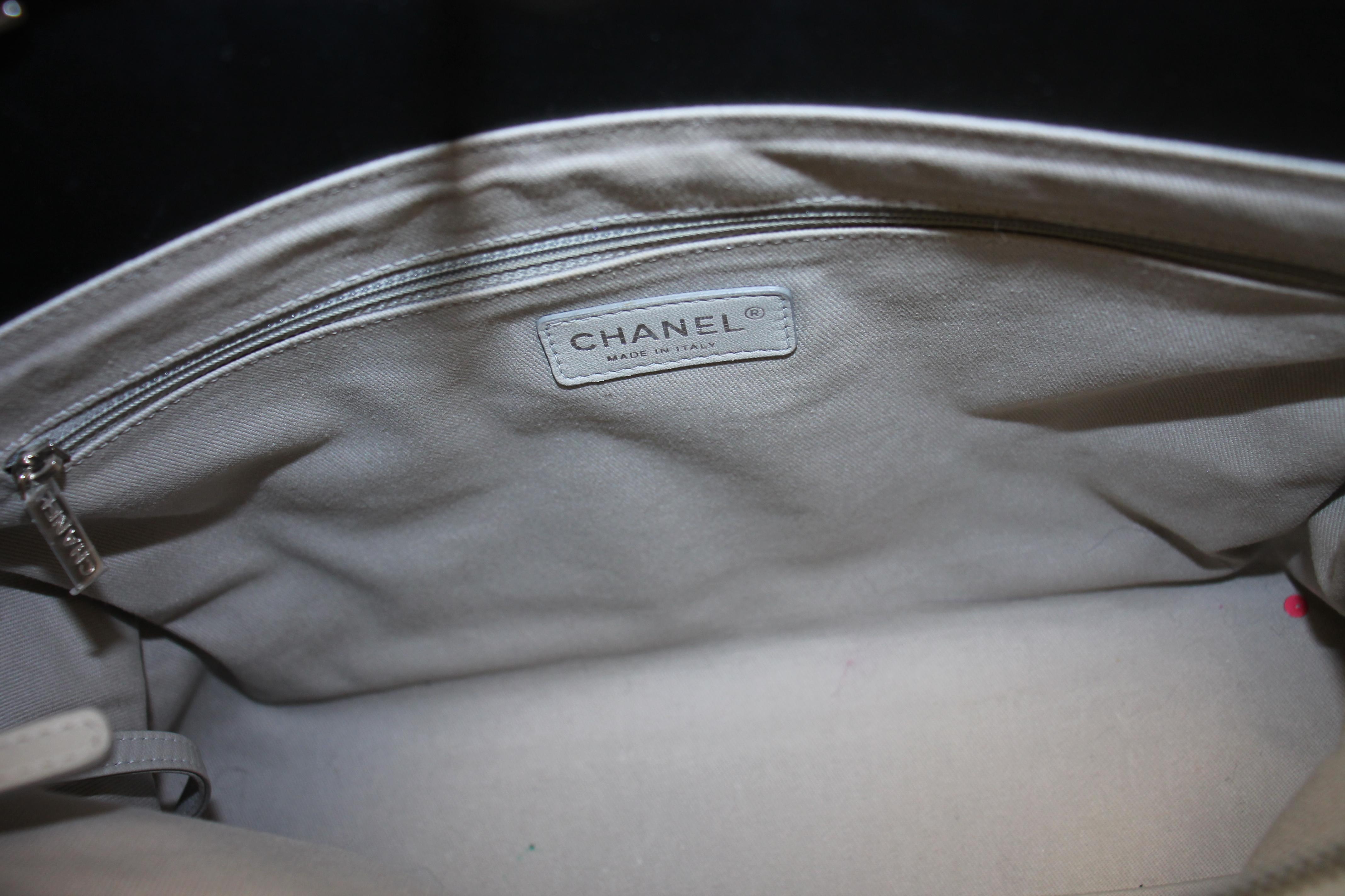 Chanel Be CC Tote For Sale 4