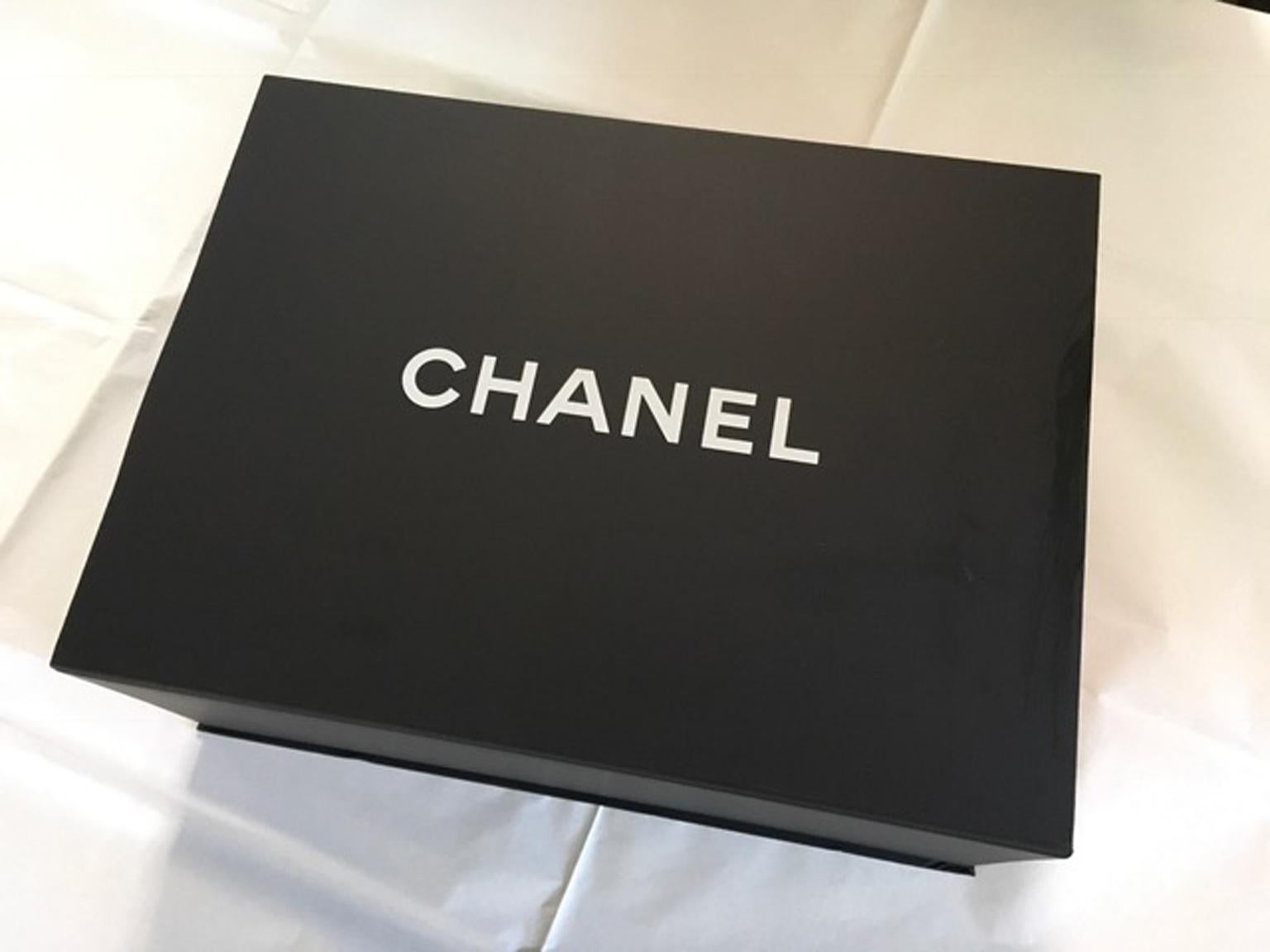 Chanel Beach Towel or Yacht Towel Limited Edition for the French Riviera 10