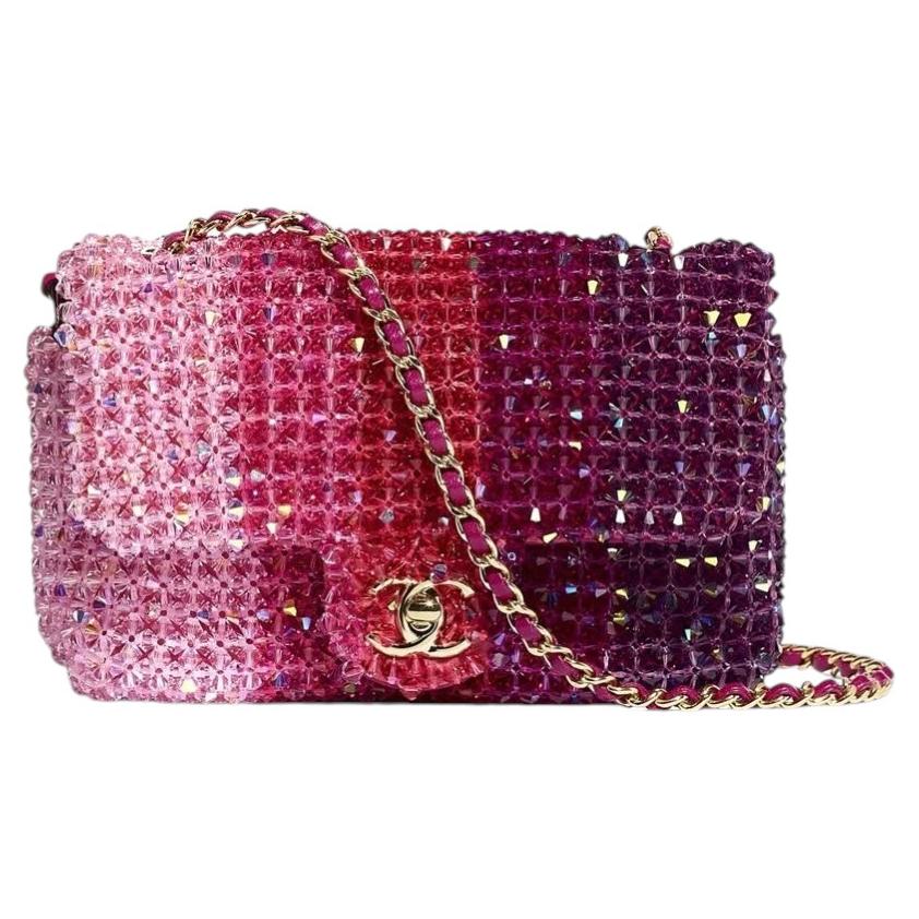 Chanel Mini-Flap-Tasche mit Perlenverzierung und Ombré-Effekt aus der Frühjahr/Sommer-Kollektion 2020