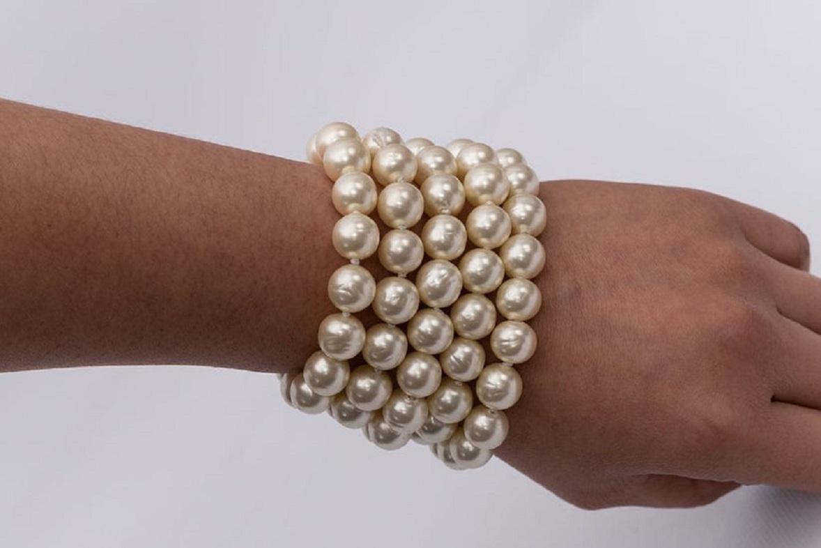 Chanel Beaded Wide Bracelet with False pearls For Sale 4