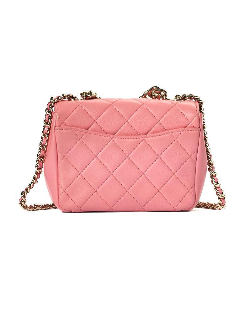 Chanel Beauty Begins Mini Chain Trapuntata Rosa In condizioni ottime in vendita a Torre Del Greco, IT
