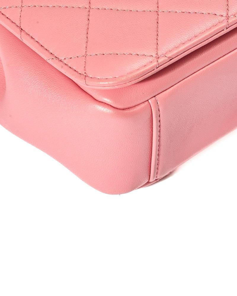 Chanel Beauty Begins Mini Chain Trapuntata Rosa in vendita 4