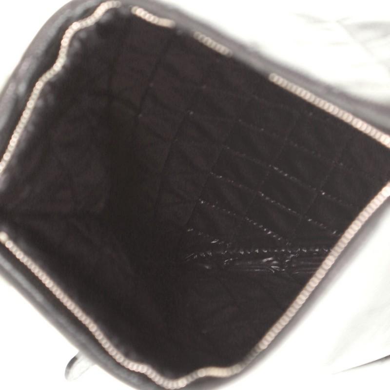 Chanel Beauty CC Clutch Quilted Caviar 1