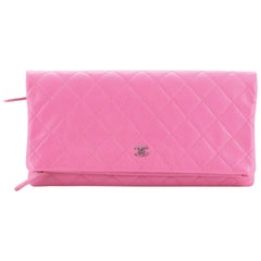 Chanel Beauty CC Clutch Quilted Caviar