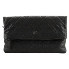 Chanel Beauty CC Clutch Quilted Caviar