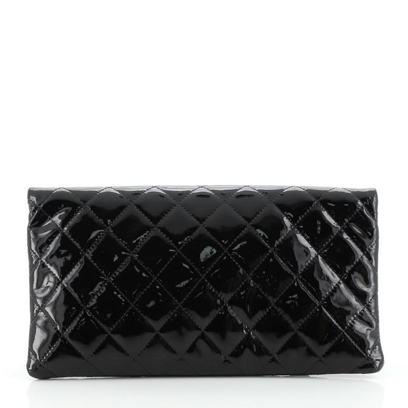 Chanel Beauty CC Clutch Quilted Patent In Good Condition In NY, NY