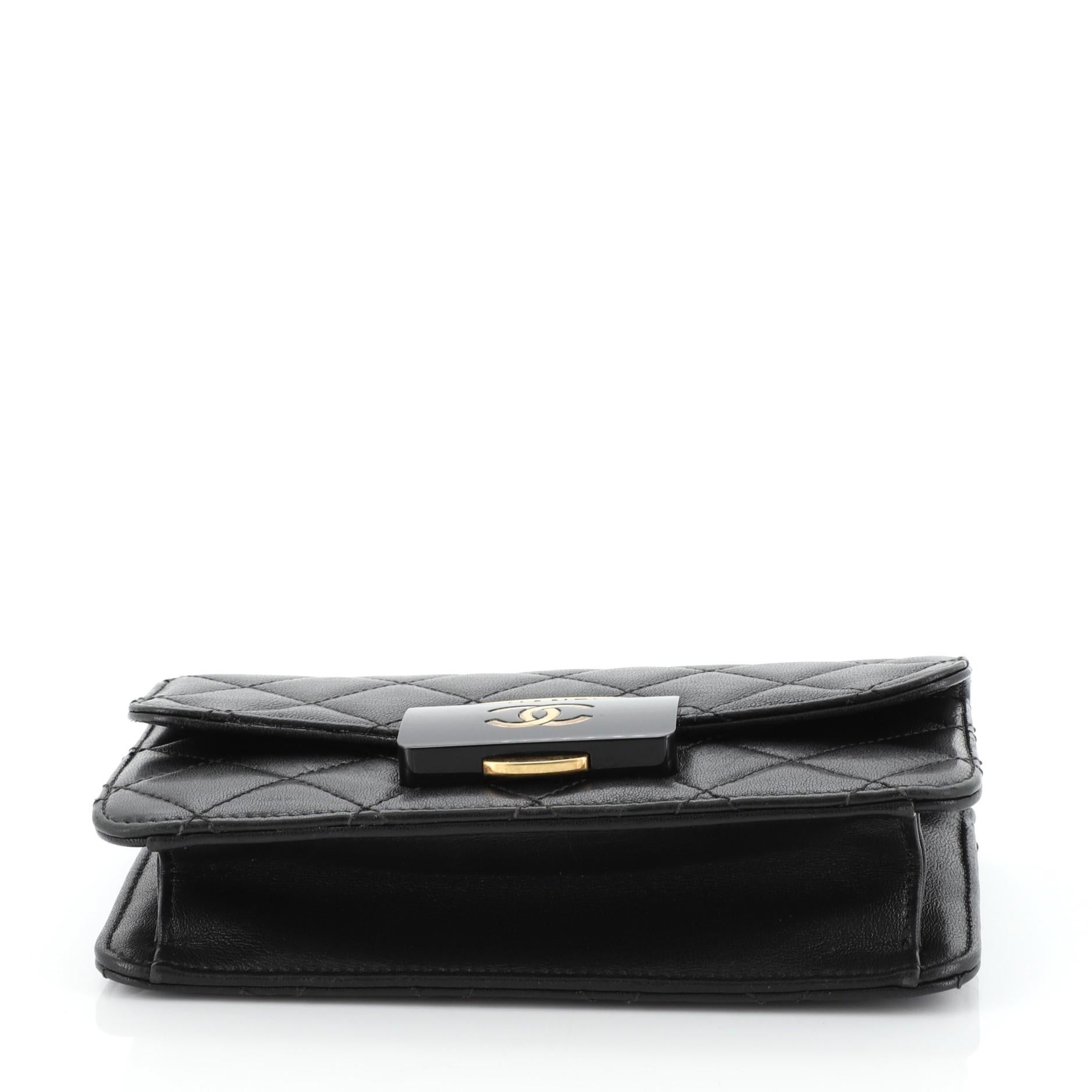 chanel beauty bag