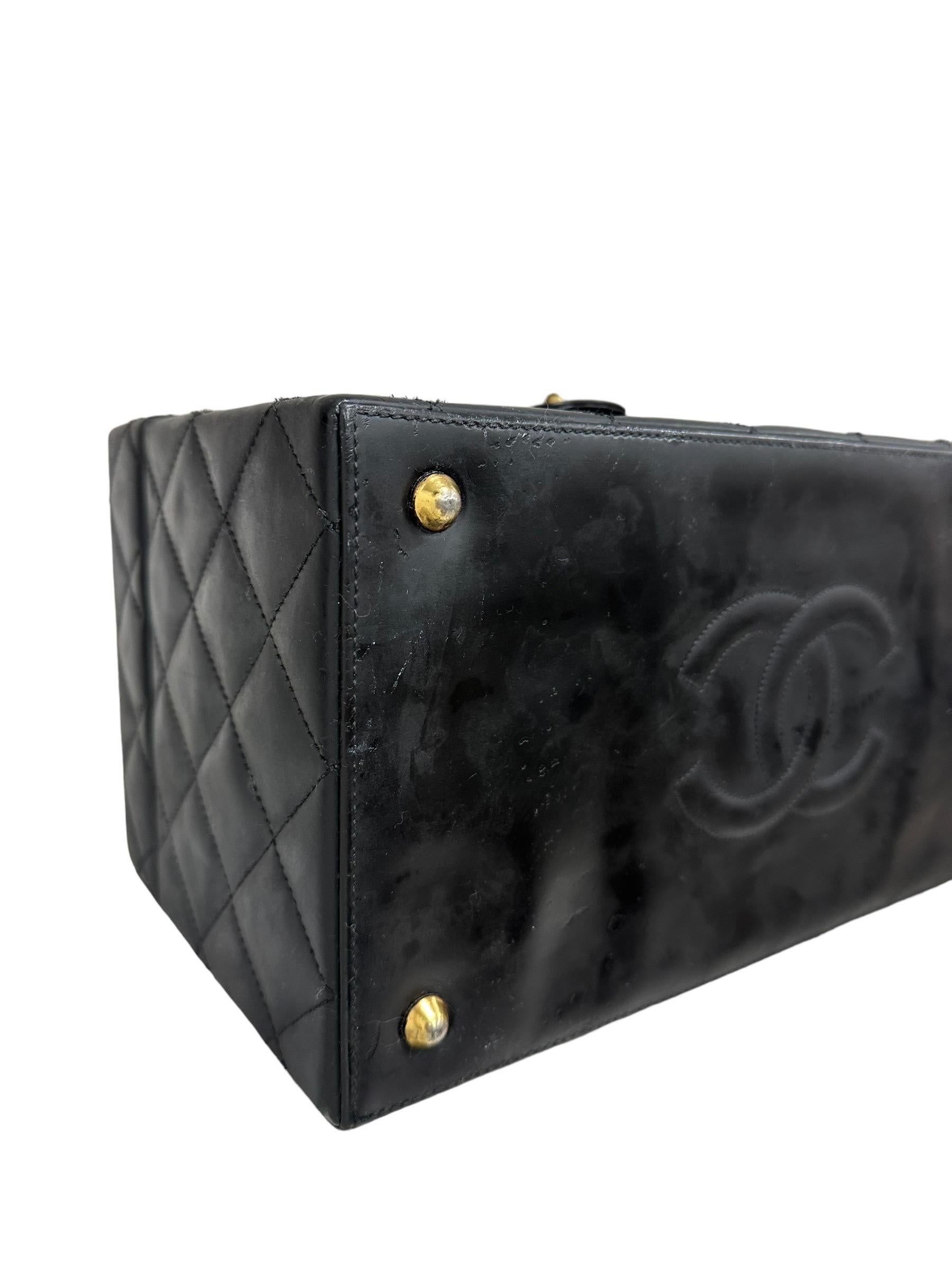 Chanel Beauty Vintage Timaless Pelle Nera For Sale 10
