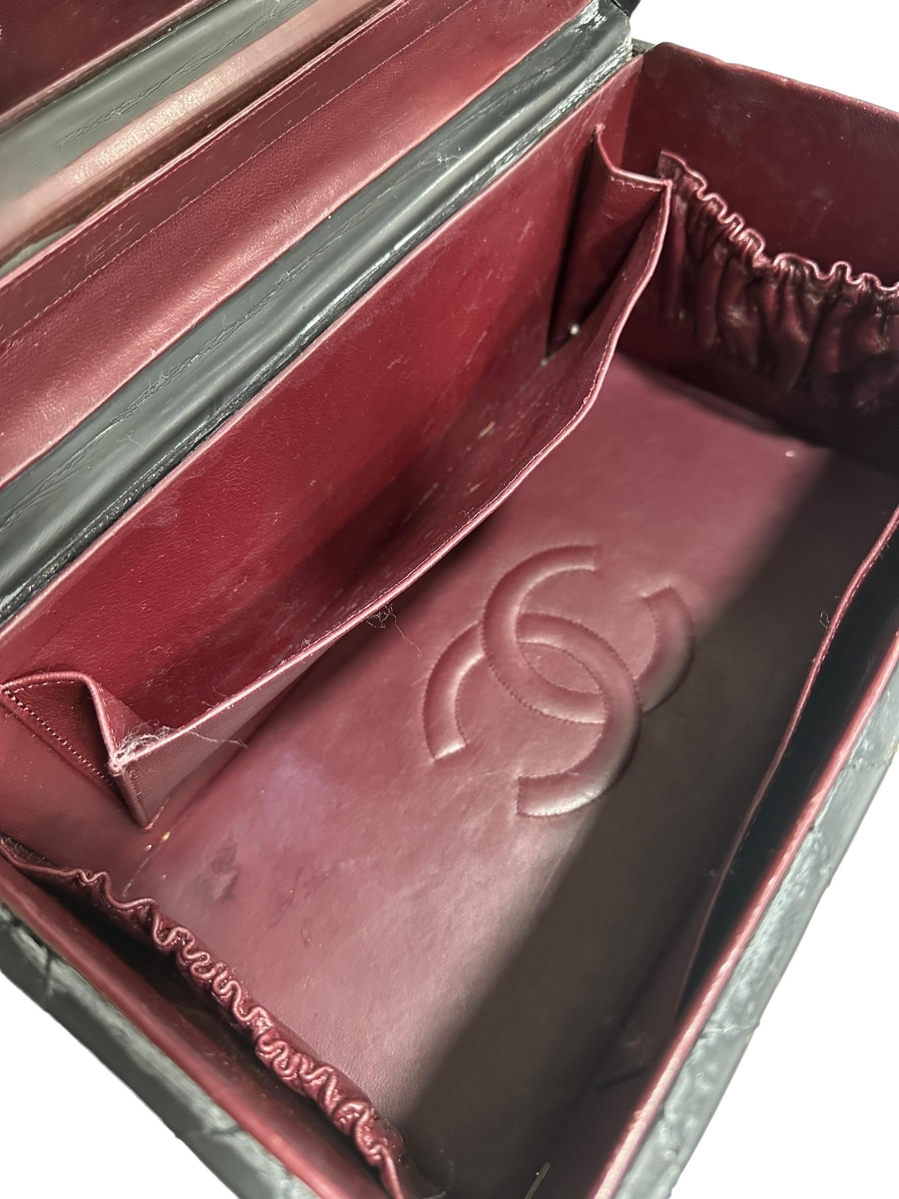 Chanel Beauty Vintage Timaless Pelle Nera en venta 14