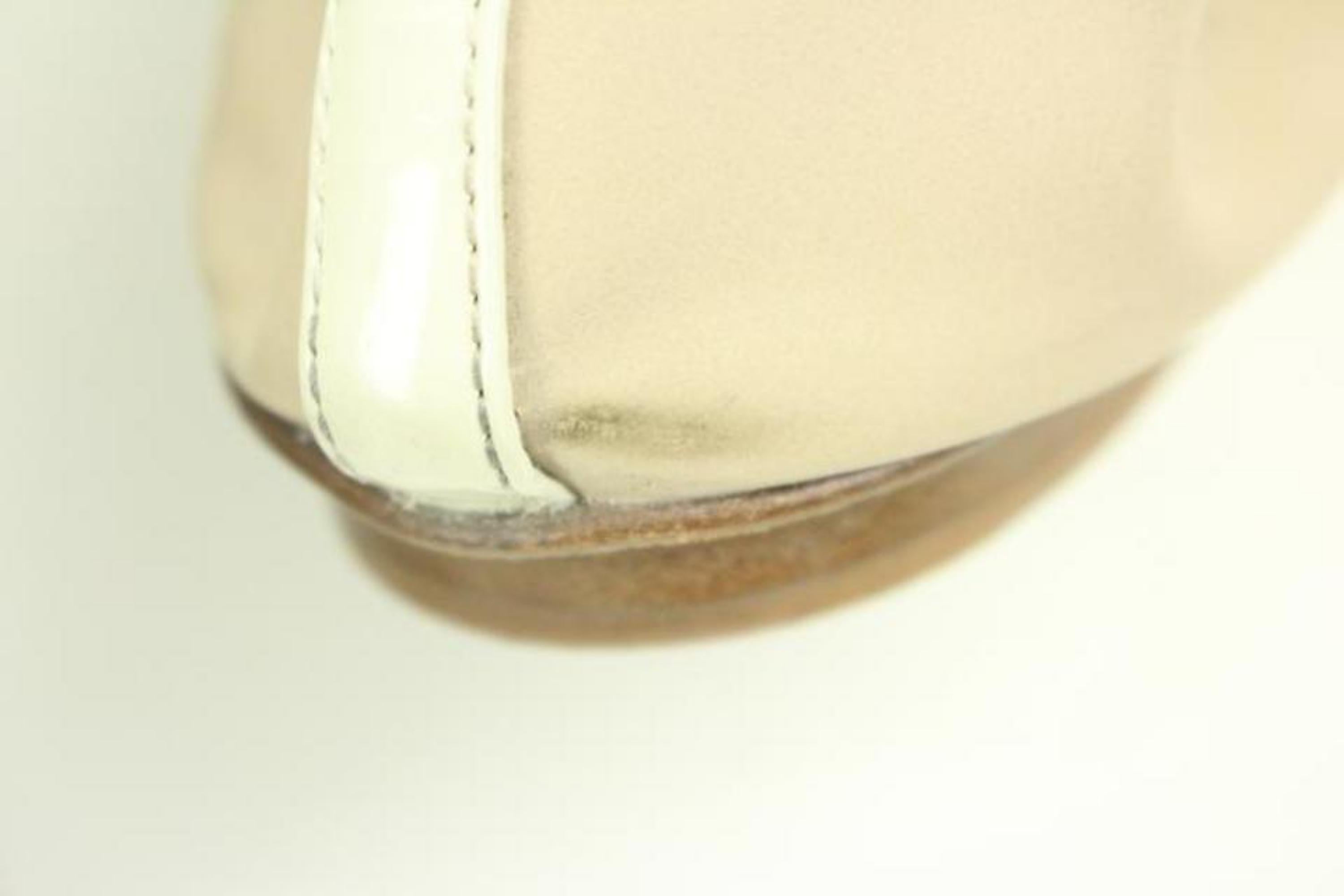 Chanel Beige Ballerines Lbslm64 Flats In Fair Condition For Sale In Forest Hills, NY