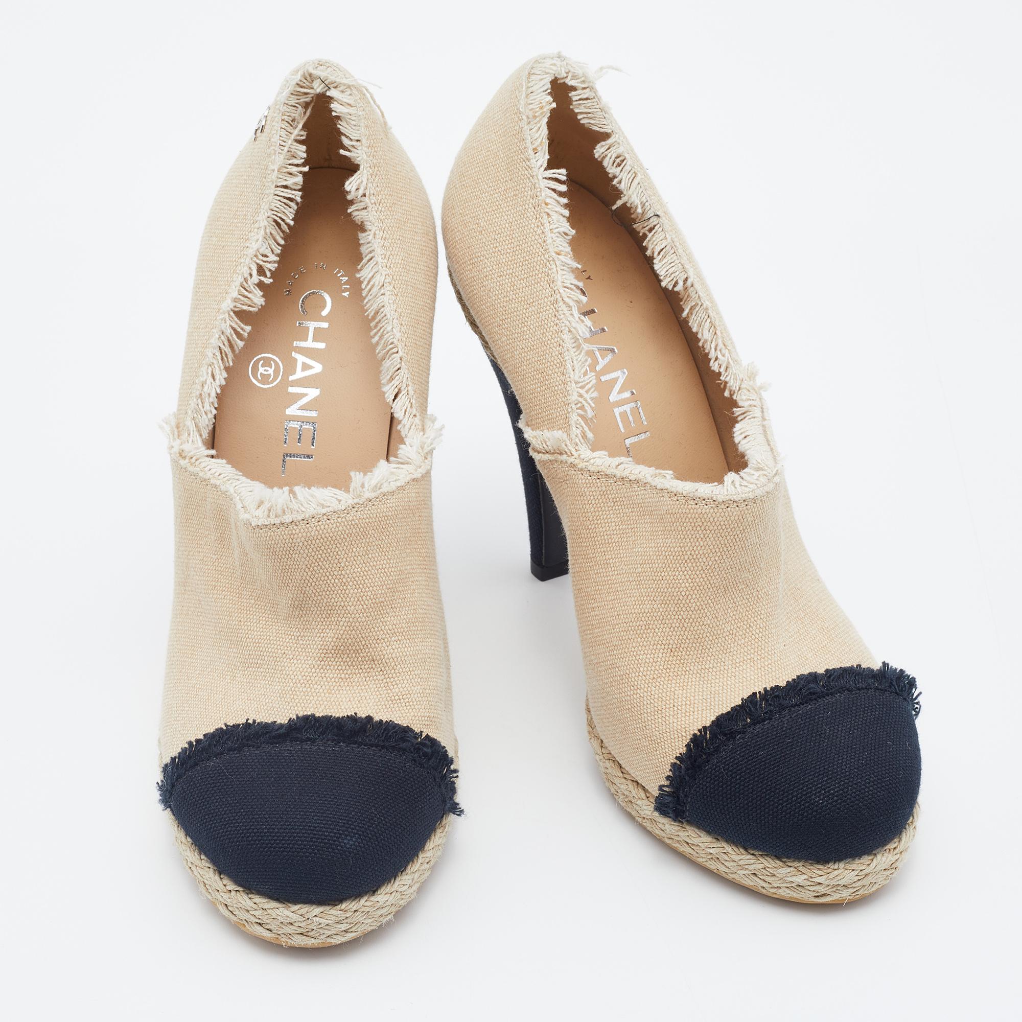 Women's Chanel Beige/Black Canvas CC Cap Toe Espadrille Booties Size 38