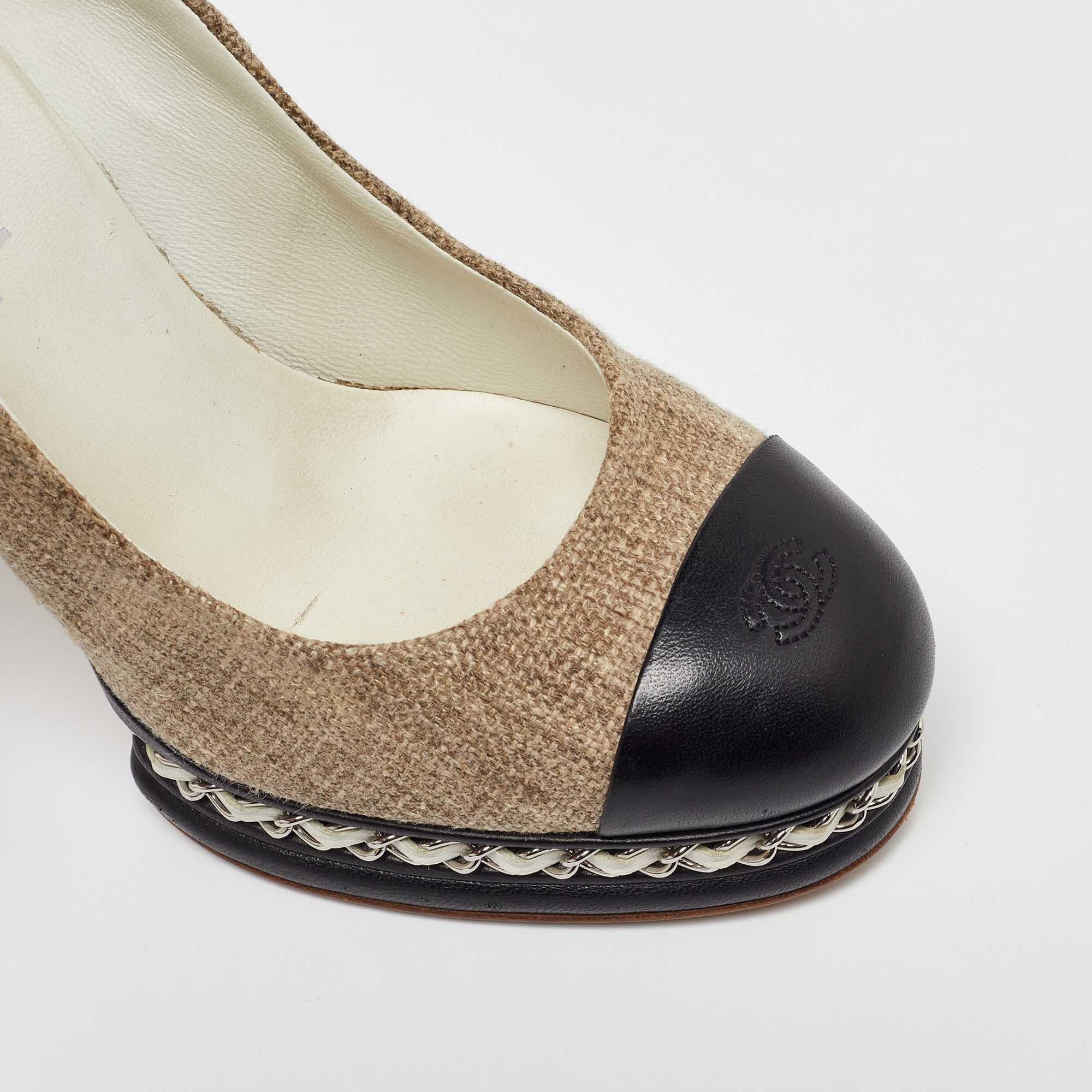 Chanel Beige/Black Fabric and Leather CC Cap Toe Platform Pumps Size 39 2