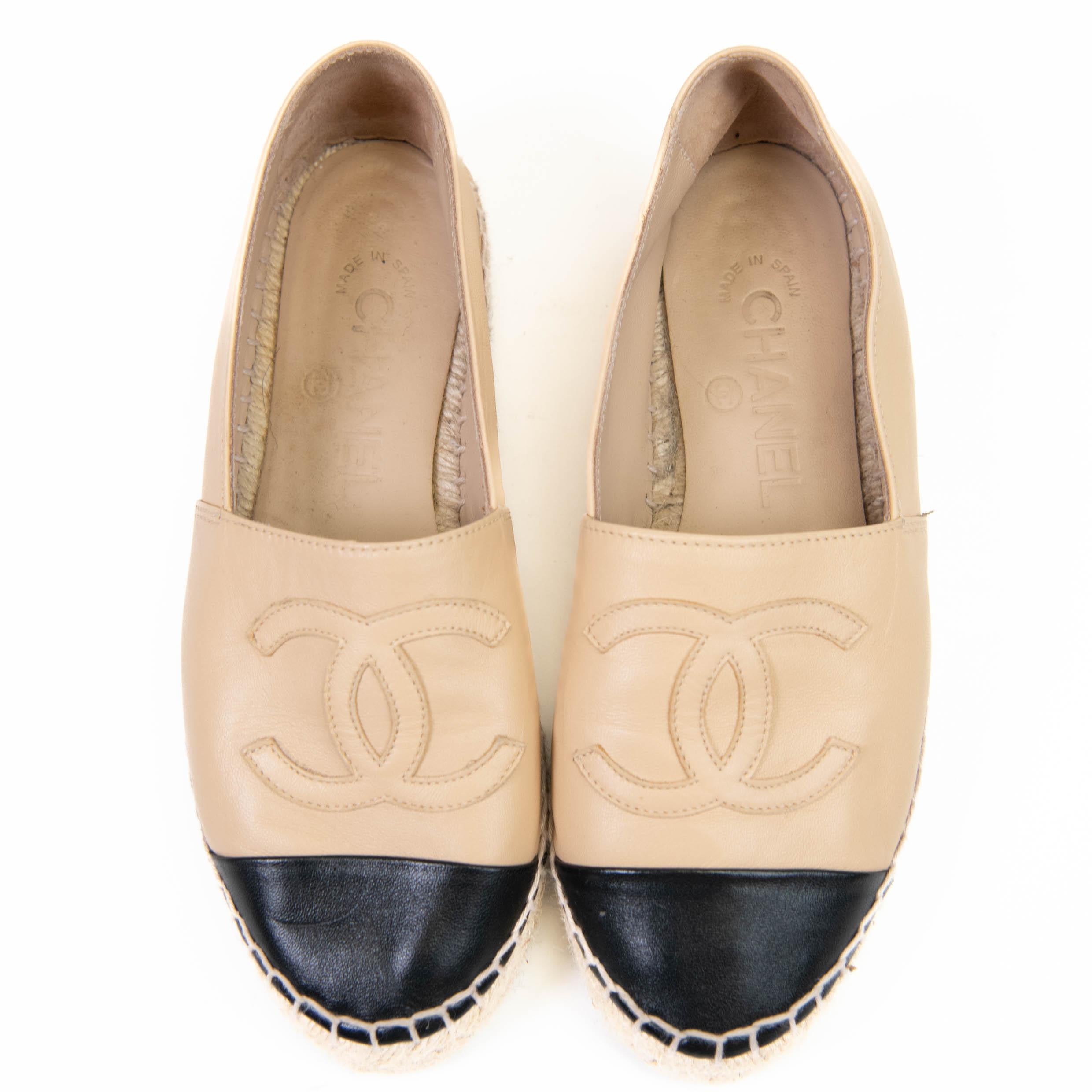 Espadrilles Chanel Beige Black Lambskin CC 35 2