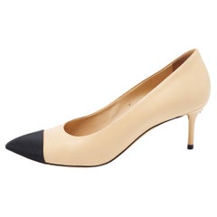 Chanel Beige/Black Leather and Fabric Cap Toe CC Pointed Toe Pumps Size 39