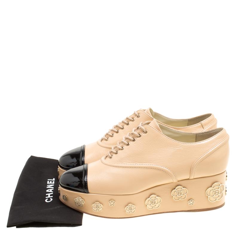 Chanel Beige/ Black Leather Camellia Platform Lace Up Oxfords Size 41 3