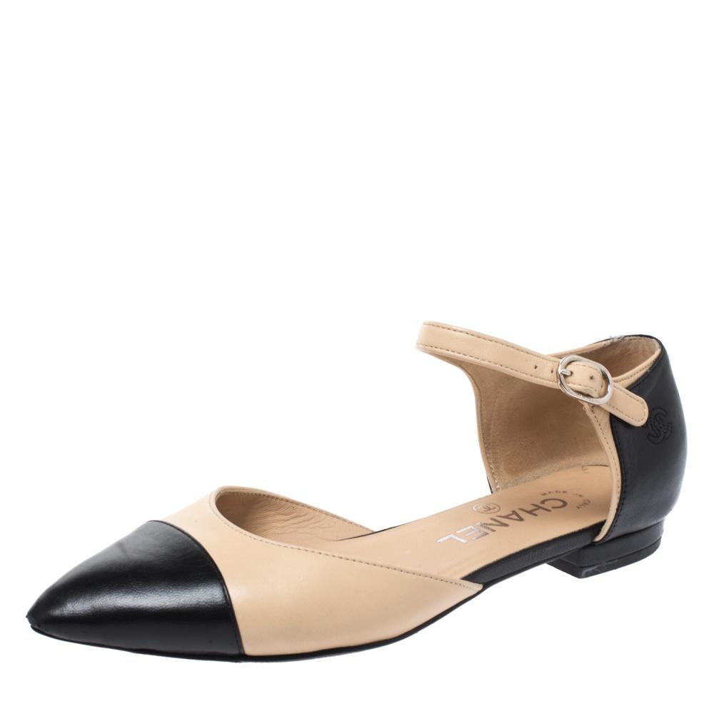 No wardrobe is complete without a gorgeous pair of flats to complete your casual looks. This pair from the house of Chanel makes for a very chic addition. Crafted from leather, they feature ankle straps and pointed cap toes for the most fashionable